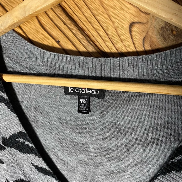 Le Chateau Grey Leopard Print Sweater Dress - Picture 4 of 6